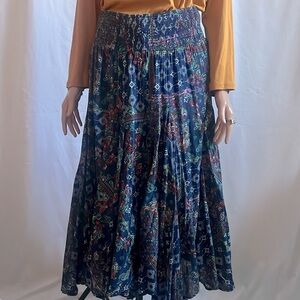 Chelsea & Theodore Blue Pink Maxi Skirt Pleated A-Line